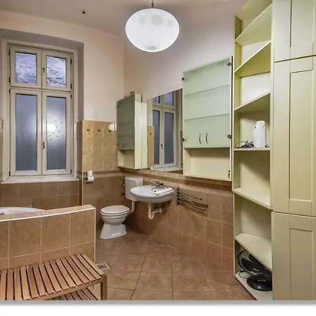 Your Zingy Cloud Nine Place With A Pokertable & A Bathtub Budapest